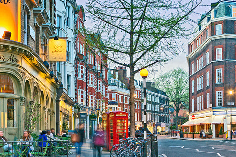 Citizen Femme Travel Guide: London