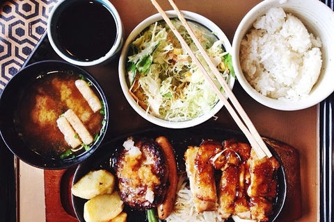 MISCHA Travel Diaries #093 - Dinner For Breakfast Situation