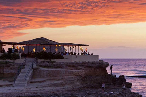 Travel Guide: How To Do Ibiza in 4 Days