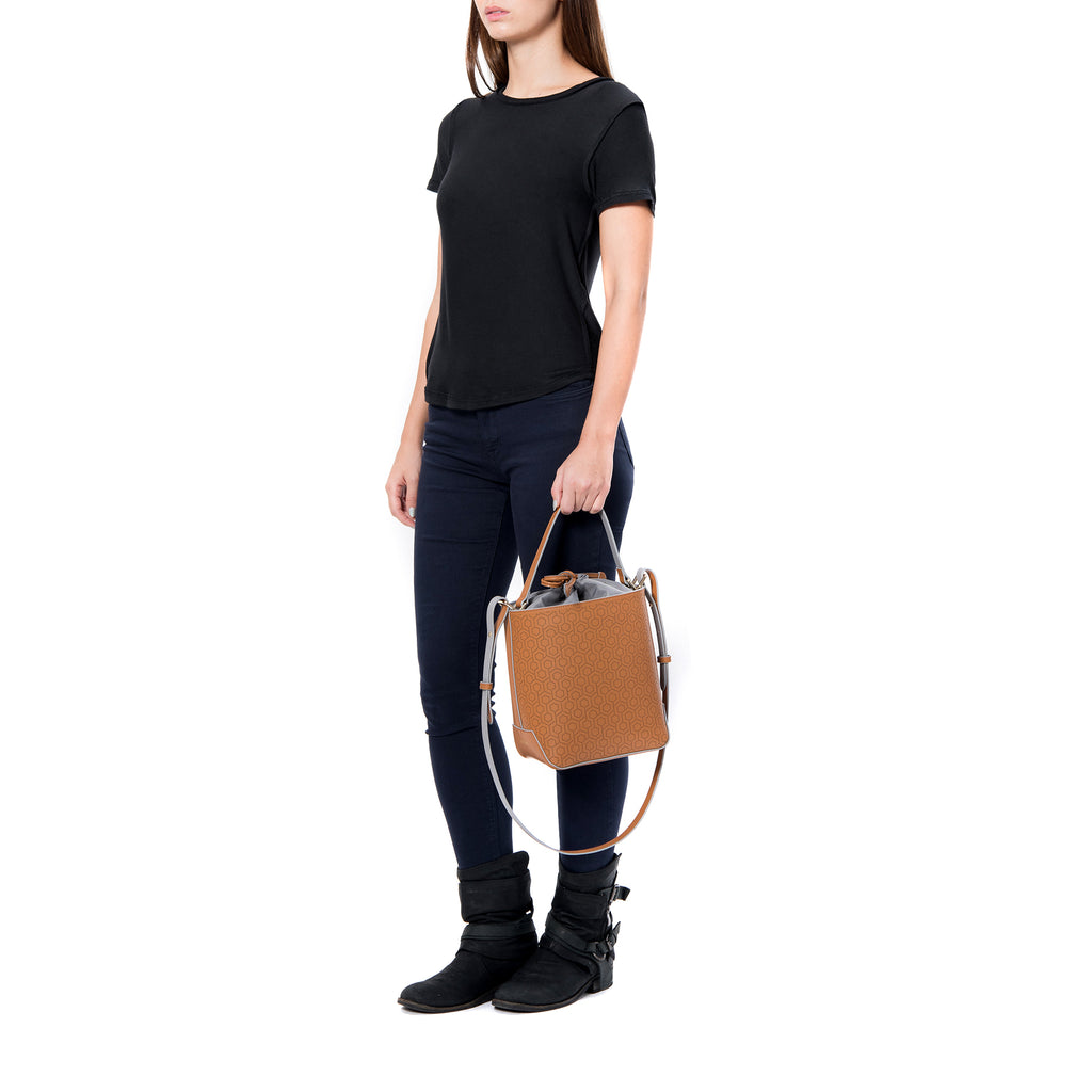 MISCHA Leather Bucket Bag - Oak (model shot)