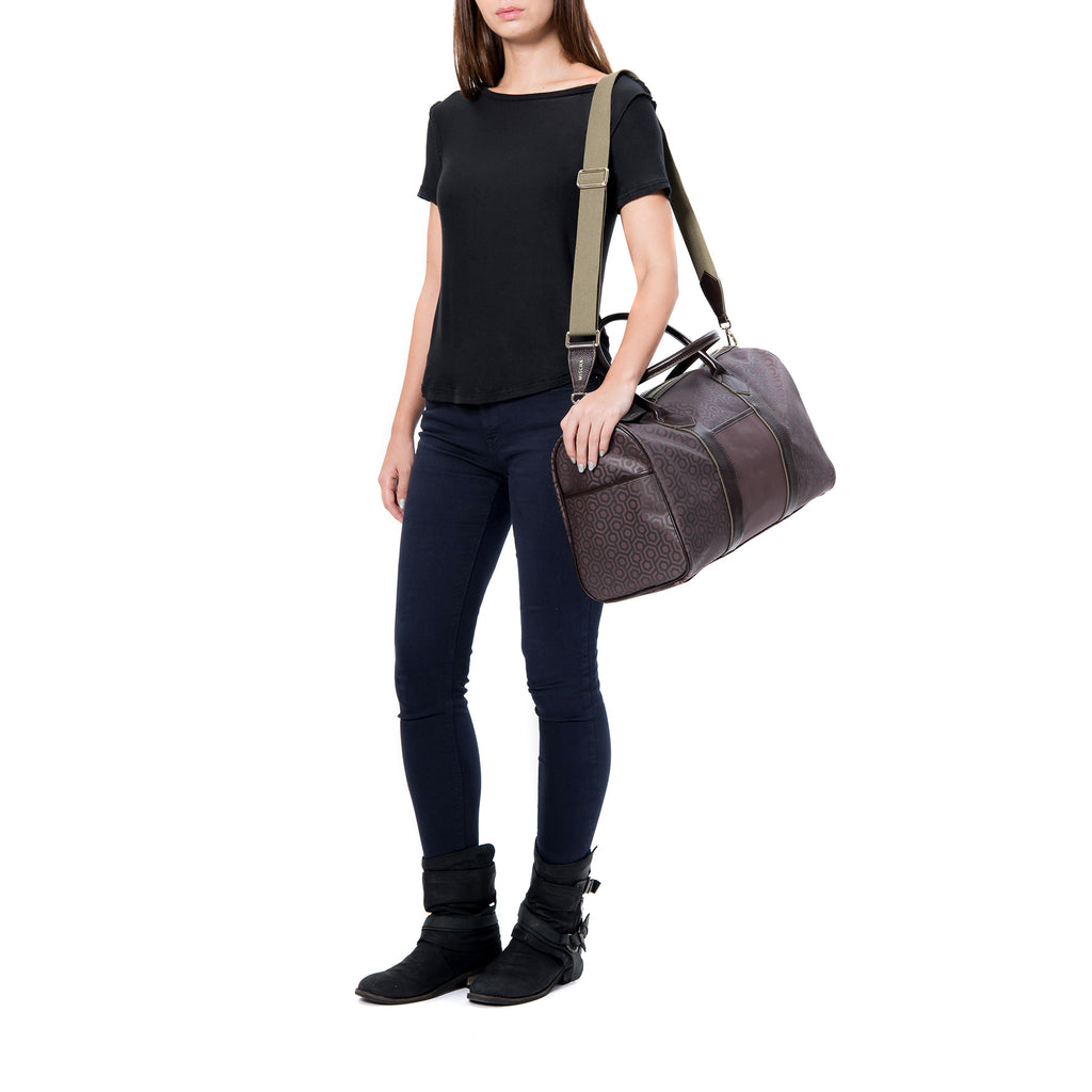 MISCHA Overnighter - Rosewood (model shot2)